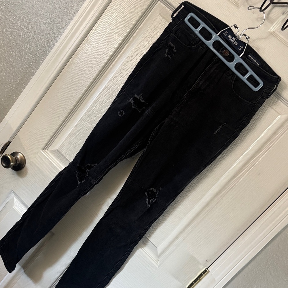 Hollister Black Distressed Skinny Jeans